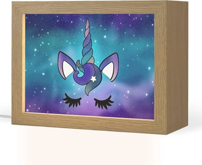 Nachtlampje 20x15 cm - Kinder lampje - Eenhoorn - Sterrenhemel - Ster - Blauw - Tafellamp kinderkamer - Slaapkamer lamp - Bedlamp kinderen - Kinderlampje stopcontact - Wandlamp babykamer - Nachtlampjes