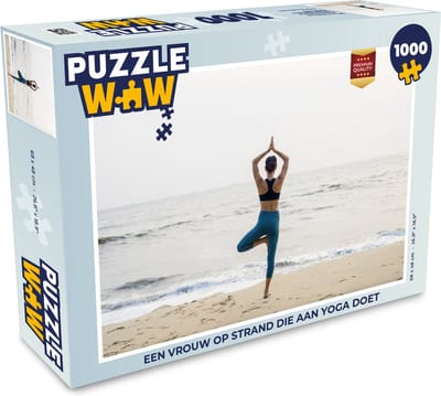 Puzzel Een vrouw op strand die aan yoga doet - Legpuzzel - Puzzel 1000 stukjes volwassenen