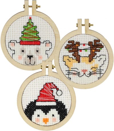 Pako compleet kerst borduurpakket - drie leuke kersthangers voor in de kerstboom - leuk om zelf te borduren - 205.063 -DIY kit