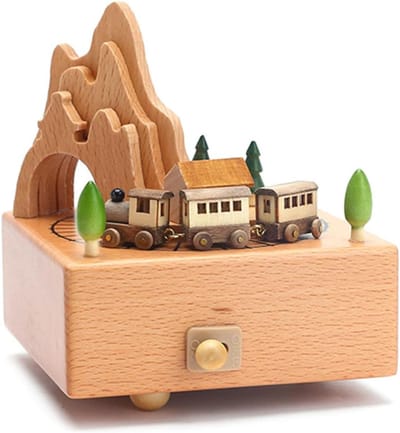 Houten Muziekdoos - Carrousel Speelgoed - Kinderkamer Decoratie - Licht en Muziek - 11 x 11 x 18 cm - Houtkleurig