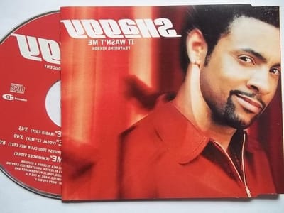 Muziek CD - Single - Luisterplezier - Inclusief Video - 14 x 12.4 cm - Niet gespecificeerd