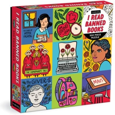 I Read Banned Books 500 Piece Family Puzzle - Laura Korzon