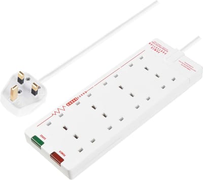 Acht Socket Overspanningsbeveiliging Verlengsnoer 2 Meter Wit