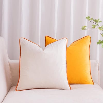 Set van 2 Velours Kussenslopen met Dubbele Ontwerpen, Zachte Decoratieve Kussens voor Thuisdecoratie (45 x 45 cm, Oranje Geel & Crème Wit)