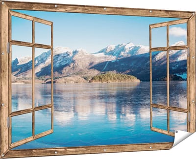 Gards Tuinposter Doorkijk Meer bij het Bergen Landschap in Noorwegen - 180x120 cm - Tuindoek - Tuindecoratie - Wanddecoratie buiten - Tuinschilderij