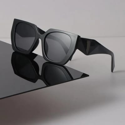 Lunettes de soleil élégantes Femme Homme Oeil de chat Miroir Transparent Rétro Lunettes Sexy Designer Noir Lunettes de soleil pour Femme Homme other