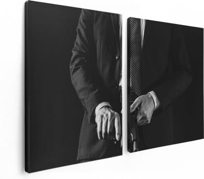 Artaza Canvas Schilderij Tweeluik Man in Pak met een Pistool - Zwart Wit - 120x80 - Foto Op Canvas - Canvas Print