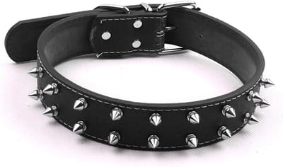 Stijlvolle en huidvriendelijke spikes hondenhalsband van PU leer voor grote honden in zwart, punkstijl