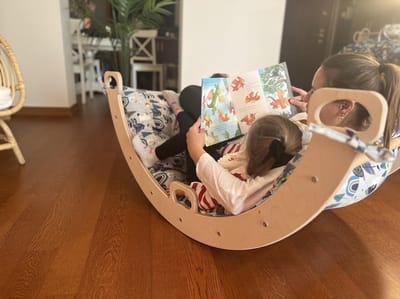 ScoobyWoody Houten Klimbrug/Klimboog Inclusief Kussen - Montessori Klimrek - Naturel Hout - Kinderspeelgoed - Grijs kussen - Grote maat - 118x58x70cm