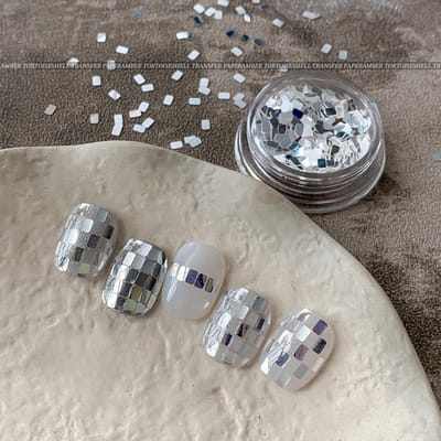 1 Doos Vierkante Zilverachtige Pailletten Nail Art Ornamenten, Eenvoudige Flits, Lichte Luxe, Nagelornamenten Dragen gray