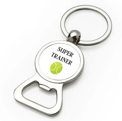 Akyol - super trainer flesopener - Sport - coach - tennisbal - trainer - geschenk - verjaardag - love gift - 9 bij 3 cm