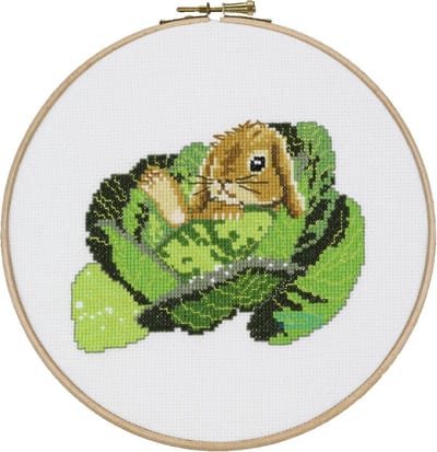 Pako Borduurpakket met telpatroon en code kaart - Konijn in kool - 212.356 - voorgesorteerd garen- Aida wit - 20 cm rond - DIY kit