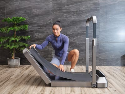 KingSmith WalkingPad R2 - Inklapbare Loopband - Compact & Ruimtebesparend Design - Fluisterstille Motor - Snelheid tot 12 km/u - LED Display met Afstandsbediening - Geschikt voor Wandelen & Hardlopen Thuis