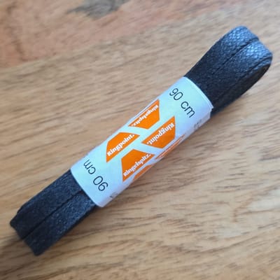 6 mm x 90 cm zwart - Plat Wax Small - smalle platte schoenveter  65_90_102