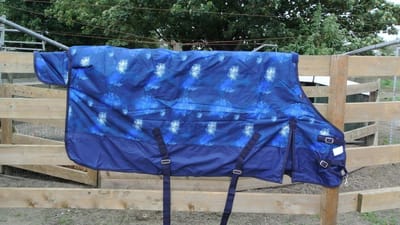 Regendeken luxe 200 gram Cosmos paardendeken-145