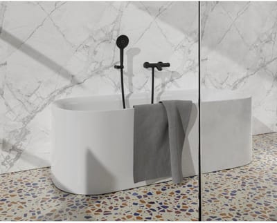 FugaFlow Eccelente Sobrado Badkamer Thermostatische badkraan met ronde handdouche, handdouchehouder en metalen doucheslang mat zwart