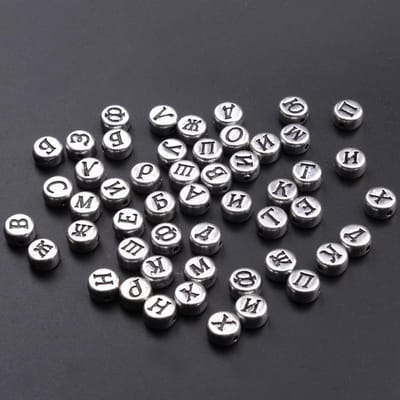 100 stuks Russische Letters Alfabet Ronde Acryl Kralen 4*7mm DIY Sieraden Accessoires (Zilver) zilver