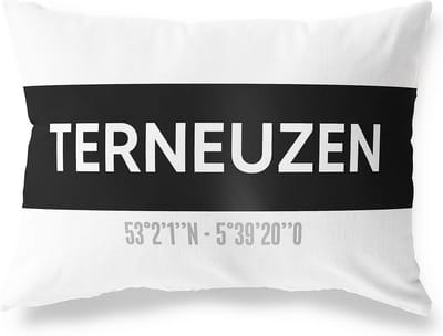Tuinkussen TERNEUZEN - ZEELAND met coördinaten - Buitenkussen - Bootkussen - Weerbestendig - Jouw Plaats - Studio216 - Modern - Zwart-Wit - 50x30cm