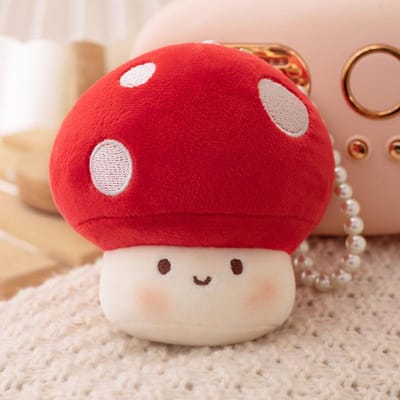 Pendentif Peluche Champignon Mignon 10cm Peluche Douce Plante Colorée Visage Émotionnel Chaîne Perles Porte-clés Accessoire de Mode Cadeau red