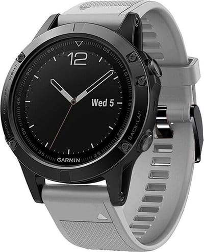 Strap-it Siliconen sport bandje geschikt voor Garmin Fenix 9 (Pro) 47mm - Fenix 8 (Pro-E-47mm) - Fenix 7 (Solar-Pro) - 6 (Solar-Pro) - Fenix 5 (Plus) / Forerunner 970 - 965 - 955 - 945 - 935 - 745 / Quatix 8 - 7 - 6 - 5 - Grijs