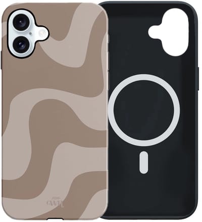 xoxo Wildhearts siliconen hoesje geschikt voor iPhone 16 MagSafe hoesje - Ride With Me Brown - Double Layer - Magnetisch telefoonhoesje - Magneet case - Backcover met dubbele bescherming - Golvenprint - Golvend patroon - Beige / Bruin