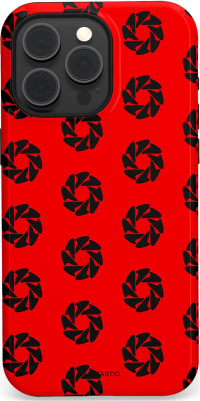 Casetastic hoesje geschikt voor Apple iPhone 15 Pro Max - MagSafe - Dubbellaagse bescherming - Zwarte Sterren op Rood - Fashion Case - Rood Zwart