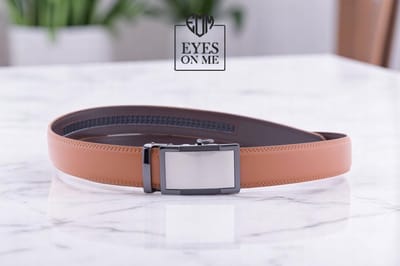 Camel lederen riem zonder gaatjes met automatische gesp voor heren ( Model N180 )