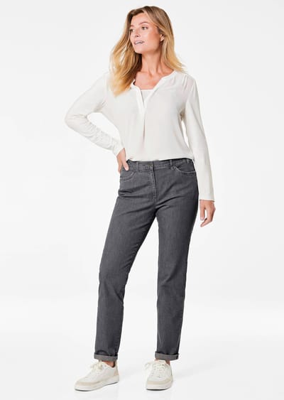 Jeans LOUISA met borduursel - zwart - Gr. 38 van Goldner Fashion