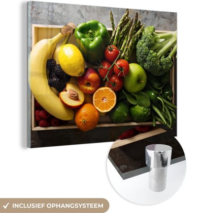 MuchoWow® Glasschilderij 120x90 cm - Schilderij acrylglas - Krat - Fruit - Regenboog - Foto op glas - Schilderijen