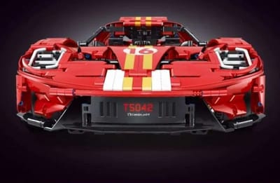 TLG - Constructiespeelgoed - Race auto - T5042 - Rood - 3056 onderdelen - compatible met Mould King en Reobrix