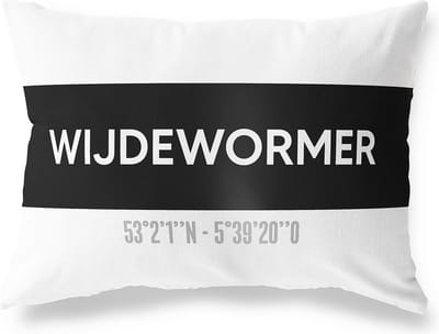 Tuinkussen WIJDEWORMER - NOORD-HOLLAND met coördinaten - Buitenkussen - Bootkussen - Weerbestendig - Jouw Plaats - Studio216 - Modern - Zwart-Wit - 50x30cm