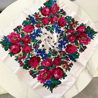 Dubbele Keper Populaire Comfortabele Waarde Hete Verkoop Zijden Sjaal 70cm Katoenen Vierkante Vrijetijds Sjaal voor Vrouwen Hoofddoek One Size wit