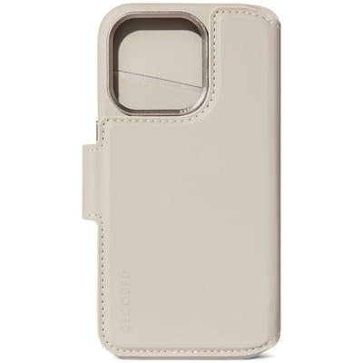 DECODED Detachable Wallet Case - iPhone 15 Pro Max - 2-in-1 Magnetisch Afneembaar Hoesje met Pasjeshouder - Hoogwaardig Europees Leer - Geschikt voor MagSafe - Clay Beige