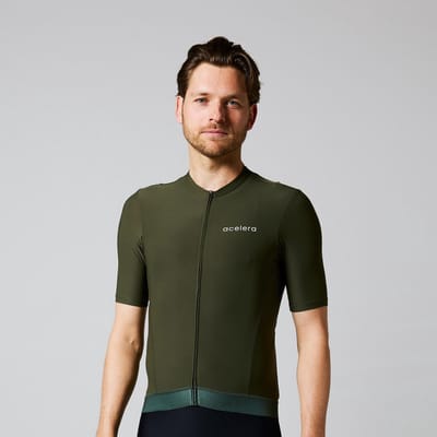 Acelera Intermediate Wielershirt | Fietsshirt Heren Korte Mouw | Wielrenshirt | Fietskleding | Donker Groen | Maat M