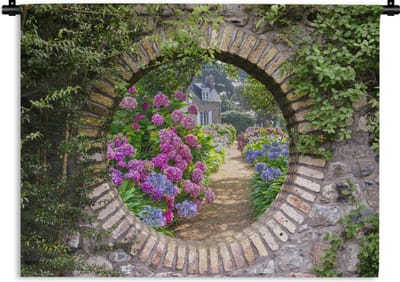Wandkleed - Wanddoek - Doorkijk - Bloemen - Hortensia - Zomer - 120x90 cm - Wandtapijt