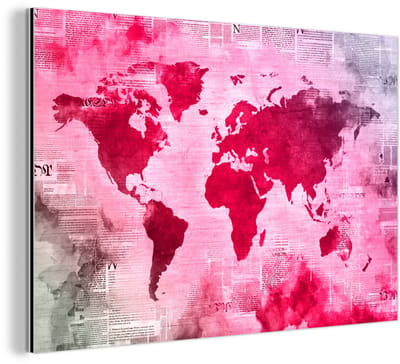Aluminium schilderij 180x120 cm - Wanddecoratie metaal - Wereldkaart - Rood - Krant - Metalen muurdecoratie woonkamer - Decoratie industrieel - Foto op dibond - Industriële accessoires slaapkamer
