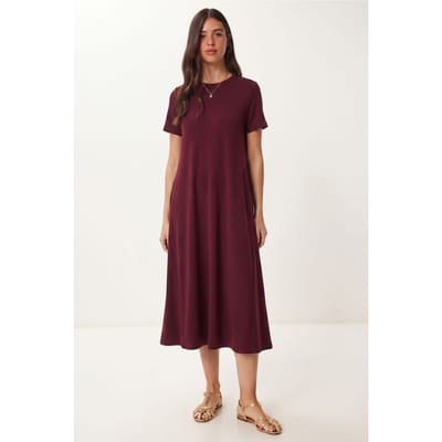 Midi-jurk met korte mouwen en ronde hals