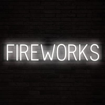 FIREWORKS - Lichtreclame Neon LED bord verlicht | SpellBrite | 86,33 x 16 cm | 6 Dimstanden & 8 Lichtanimaties | Reclamebord neon verlichting