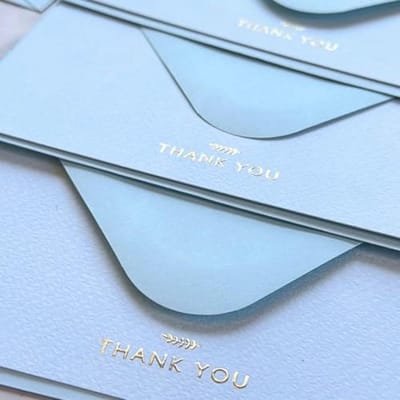 Bedankkaarten met enveloppen en goudfoliestickers - 36 stuks platte stofblauwe kaarten 4″ × 6″ - Italiaans gestructureerd papier voor bruiloften en zakelijke evenementen