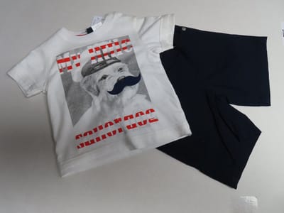 Ensemble - Jongens - Witte T shirt met vissershond + marine korte broek - 3 jaar 98