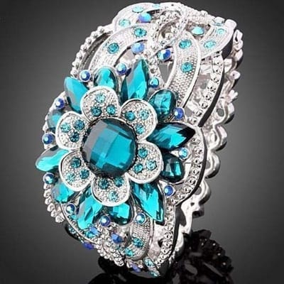 Bague fleur de fiançailles pour femmes européennes et américaines, bijoux de mariage incrustés de diamants de bon augure 7 platine