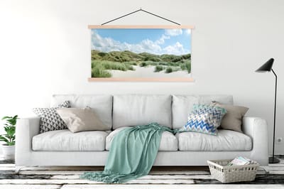 Posterhanger incl. Poster 120x60 cm - Schoolplaat - Strand - Duin - Gras - Textielposter - Blanke latten