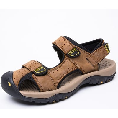 Zomer Nieuwe Teensandalen Heren Leer Trendy Heren Sport Strand Schoenen Antislip Koeienhuid Outdoor Casual Schoenen 44 lichtbruine kleur