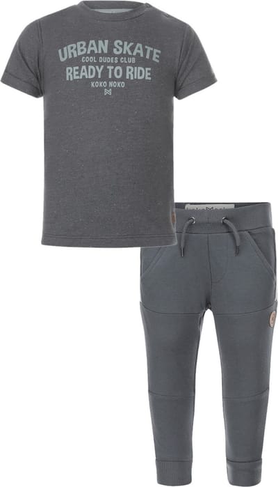 Koko Noko - Kledingset - Jongens - Joggingbroek Steel Blue - Shirt Steel Blue - Maat 116