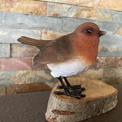 Esschert Design dieren beeldjes - roodborstje - 11 x 9 - vogels - polyresin - decoratie - tuin en huis