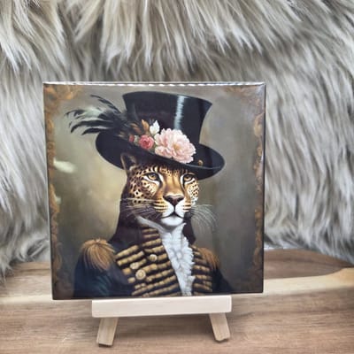 Wenstegeltje Luipaard klassiek portret – Cadeau voor kattenliefhebbers – Spreuktegel – Stijlvolle Woondecoratie – Trendy nu– Hip trendy tegeltje – Cadeau – Decoratief Tegeltje met Standaard – Cadeau Idee