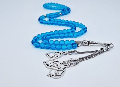 Handgemaakte tesbih "Tasbih" natuursteen " Blauwe kwarts " - Aantal kralen 99 - Diameter kralen 8MM - met metaal tassel "Mijn moeder" - Een mooi cadeau-idee