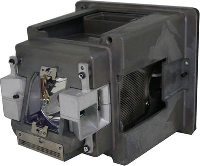Beamerlamp geschikt voor de EIKI EK-612X beamer, lamp code SP.75A01GC01. Bevat originele NSHA lamp, prestaties gelijk aan origineel.