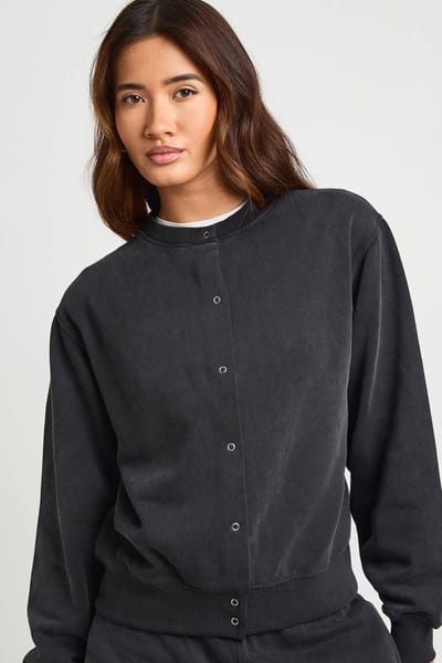 boohoo Dames Gewassen Popper Bomber Sweatshirt Barrel Pijp Trainingspak | Zwart | Maat: Small