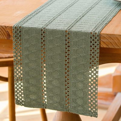 JeiibrZui Salbeigrün Boho Makramee Tischläufer - 30x140 cm - 1 Stuk Natuurlijk Katoen Linnen - Groene Rustieke Tafeldecoratie voor Bruiloft Feest Eetkamer